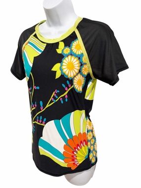 Trina Turk Fuji Fans Rashguard Swim Shirt size Medium